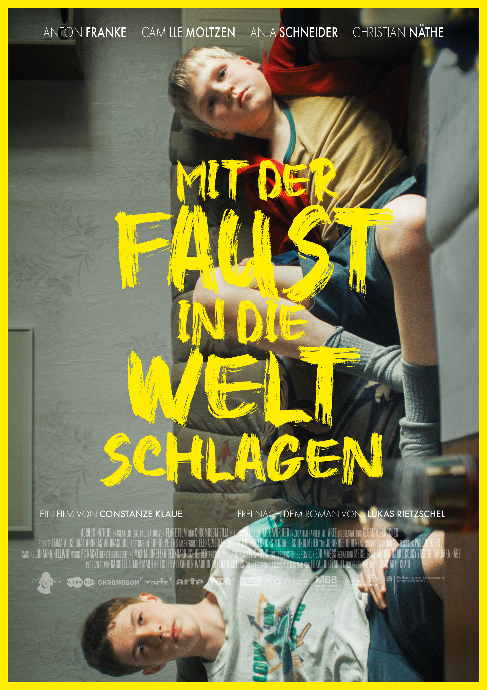 Hauptfoto Mit der Faust in die Welt schlagen